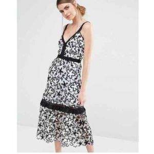 LIKE NEW SELF-PORTRAIT DRESS - Size 6